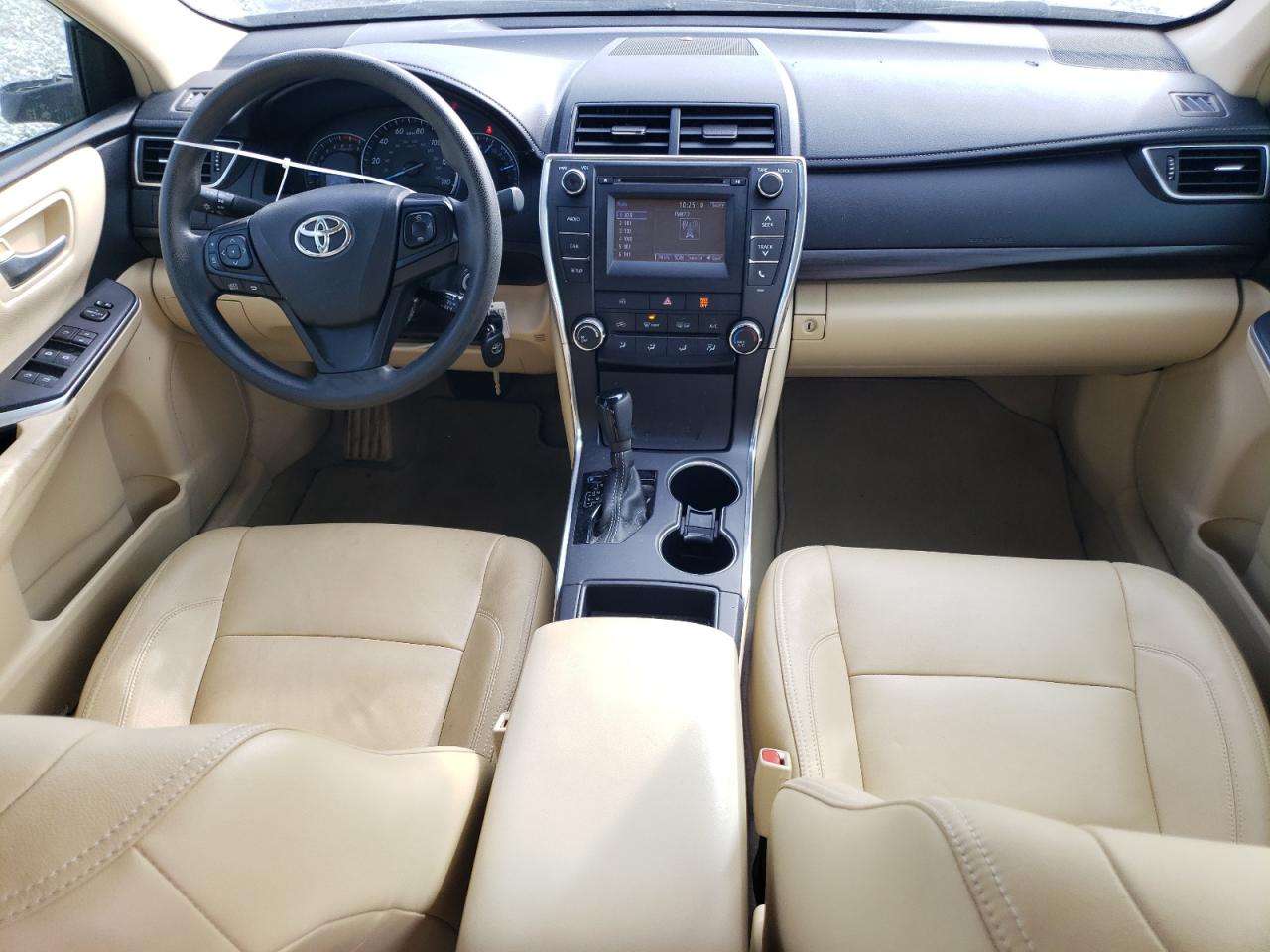 2015 Toyota Camry - Image 8