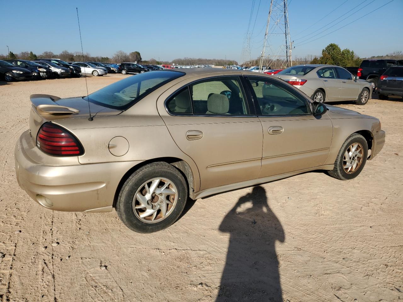 2005 Pontiac Grand AM - Image 3