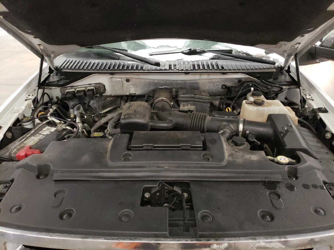 2010 Ford Expedition - Image 12