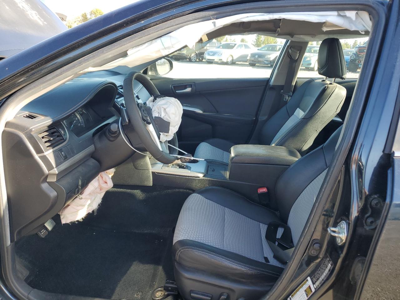 2014 Toyota Camry - Image 7