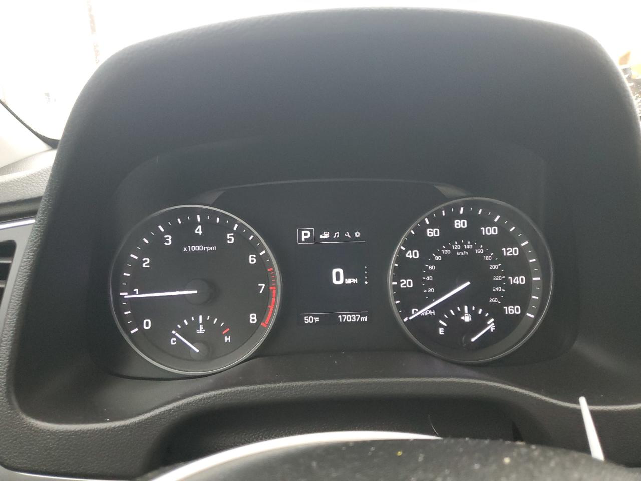 2017 Hyundai Elantra - Image 9