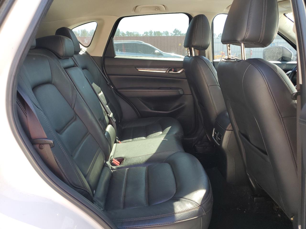 2017 Mazda CX-5 - Image 11