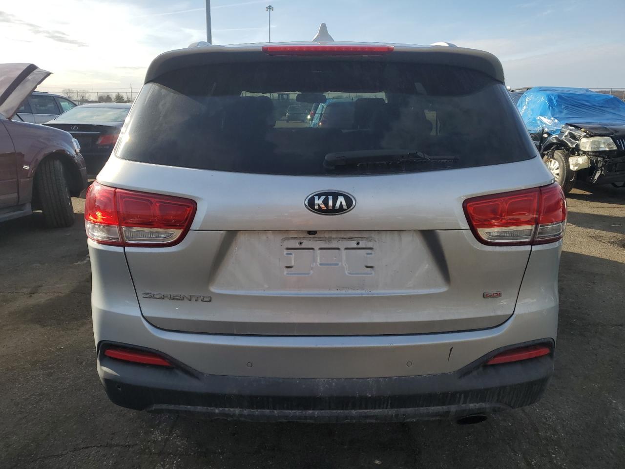 2017 Kia Sorento - Image 6