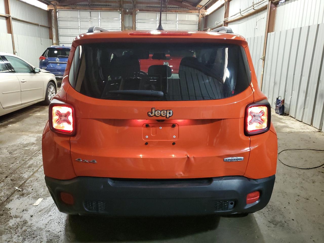 2015 Jeep Renegade - Image 6