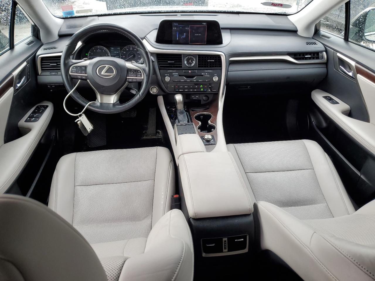 2020 Lexus RX - Image 8