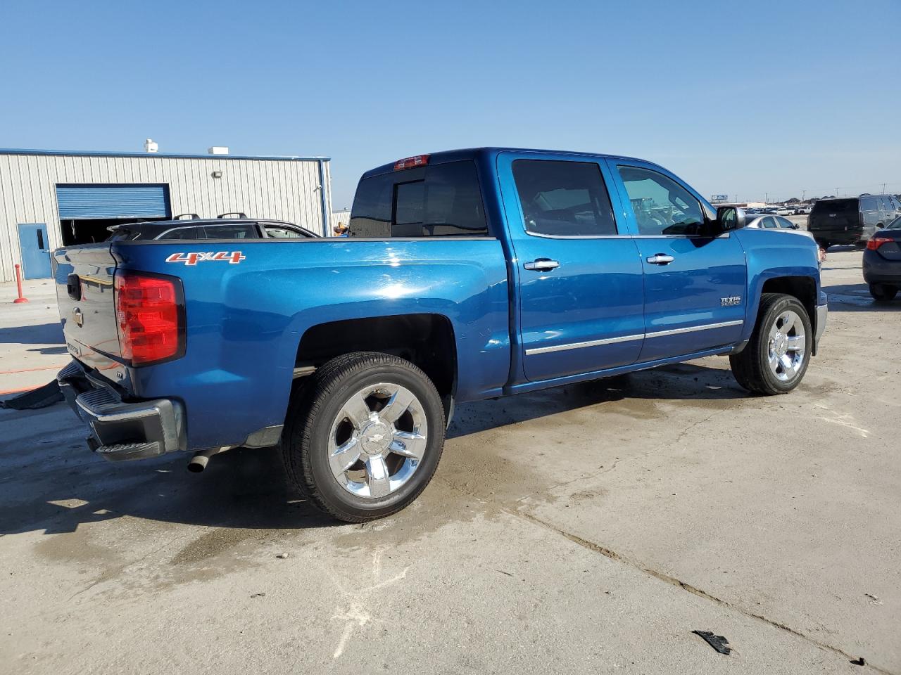 2015 Chevrolet Silverado - Image 3