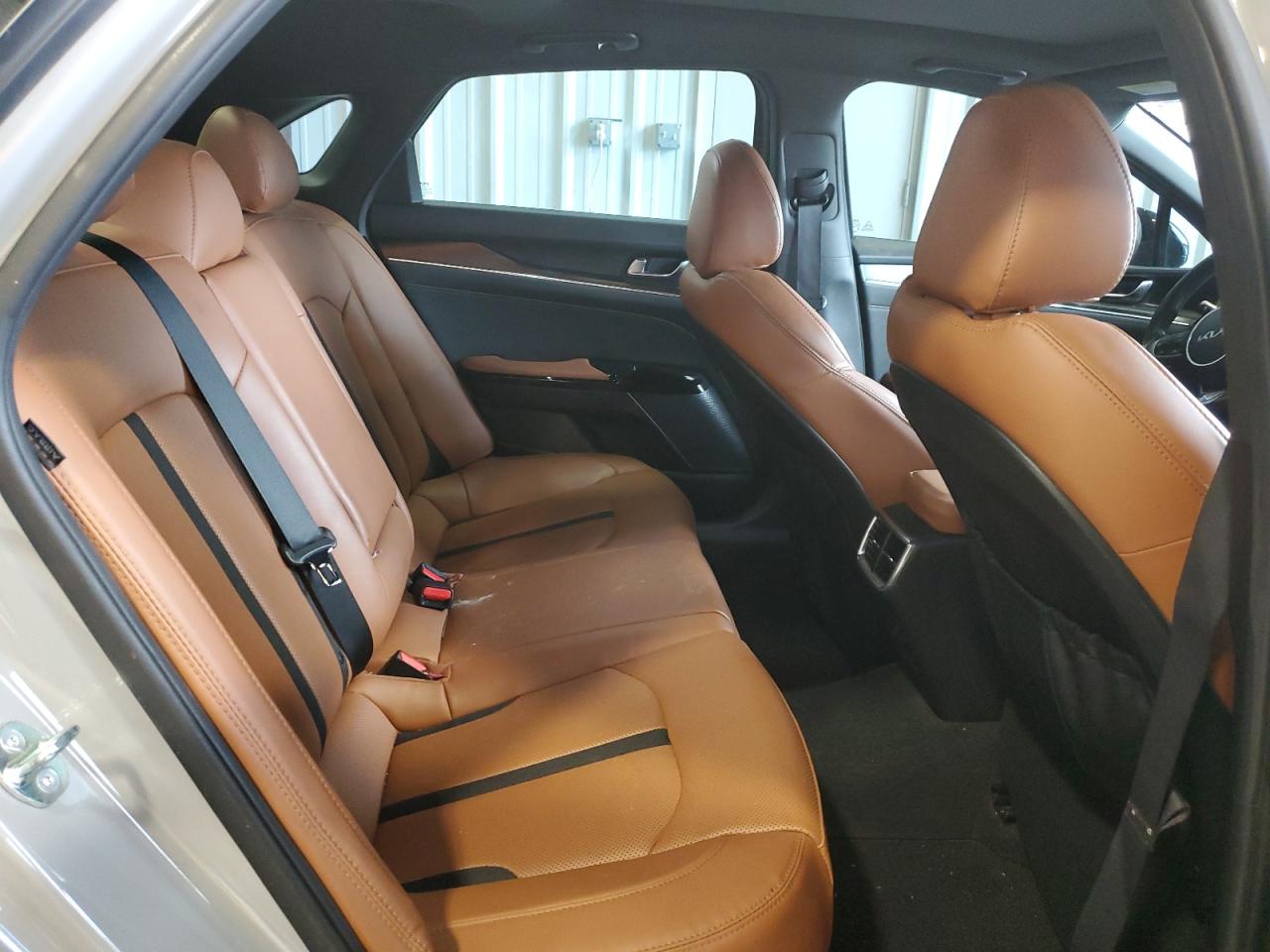 2023 Kia K5 - Image 10