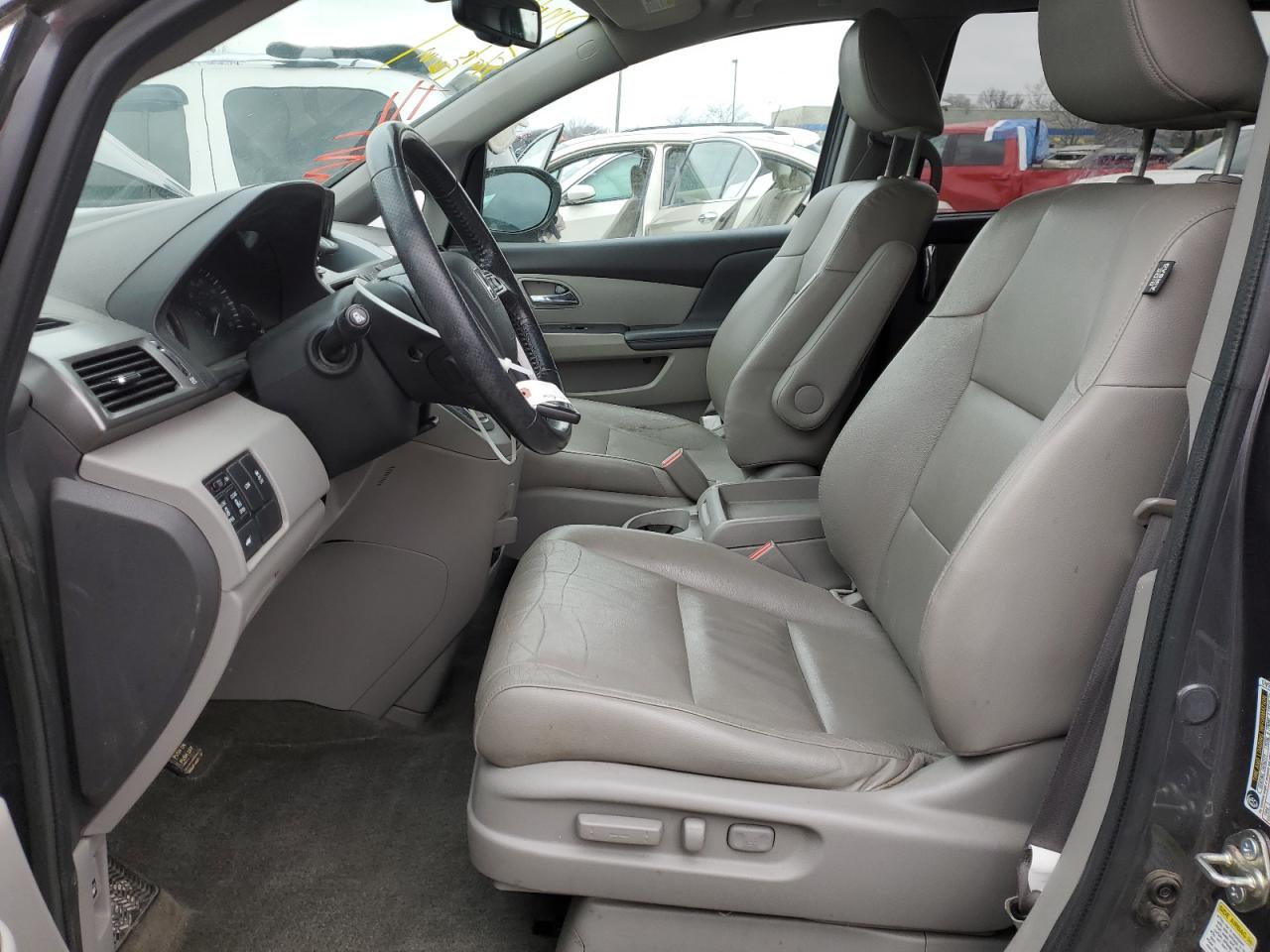 2016 Honda Odyssey - Image 7