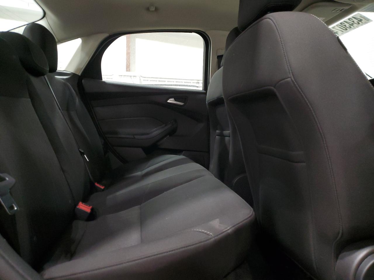 2015 Ford Focus - Image 10