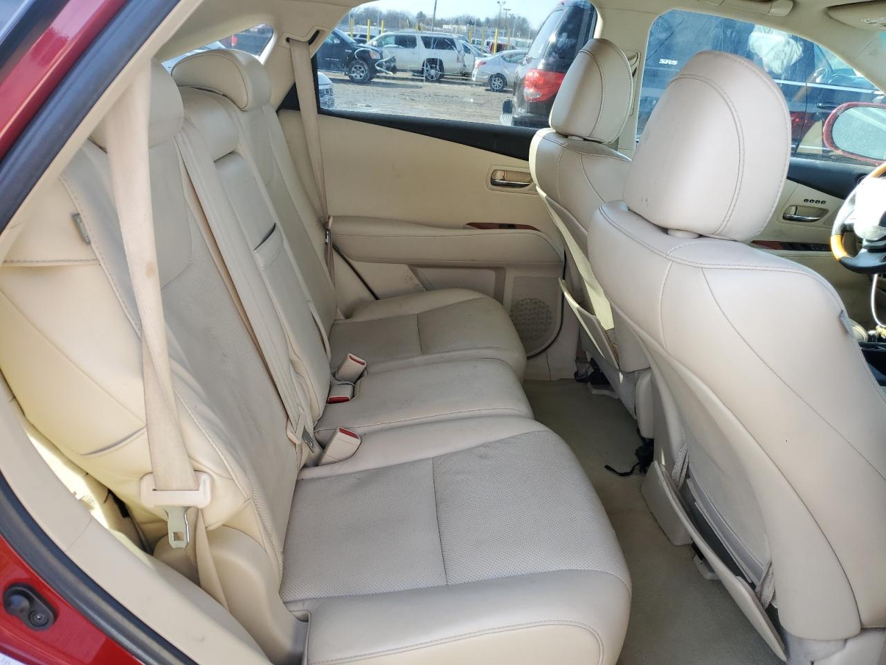 2010 Lexus RX - Image 11