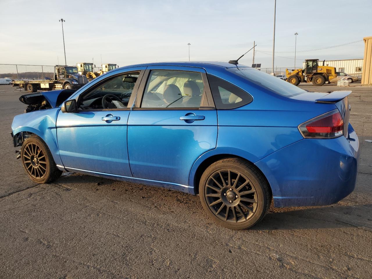 2011 Ford Focus - Image 2