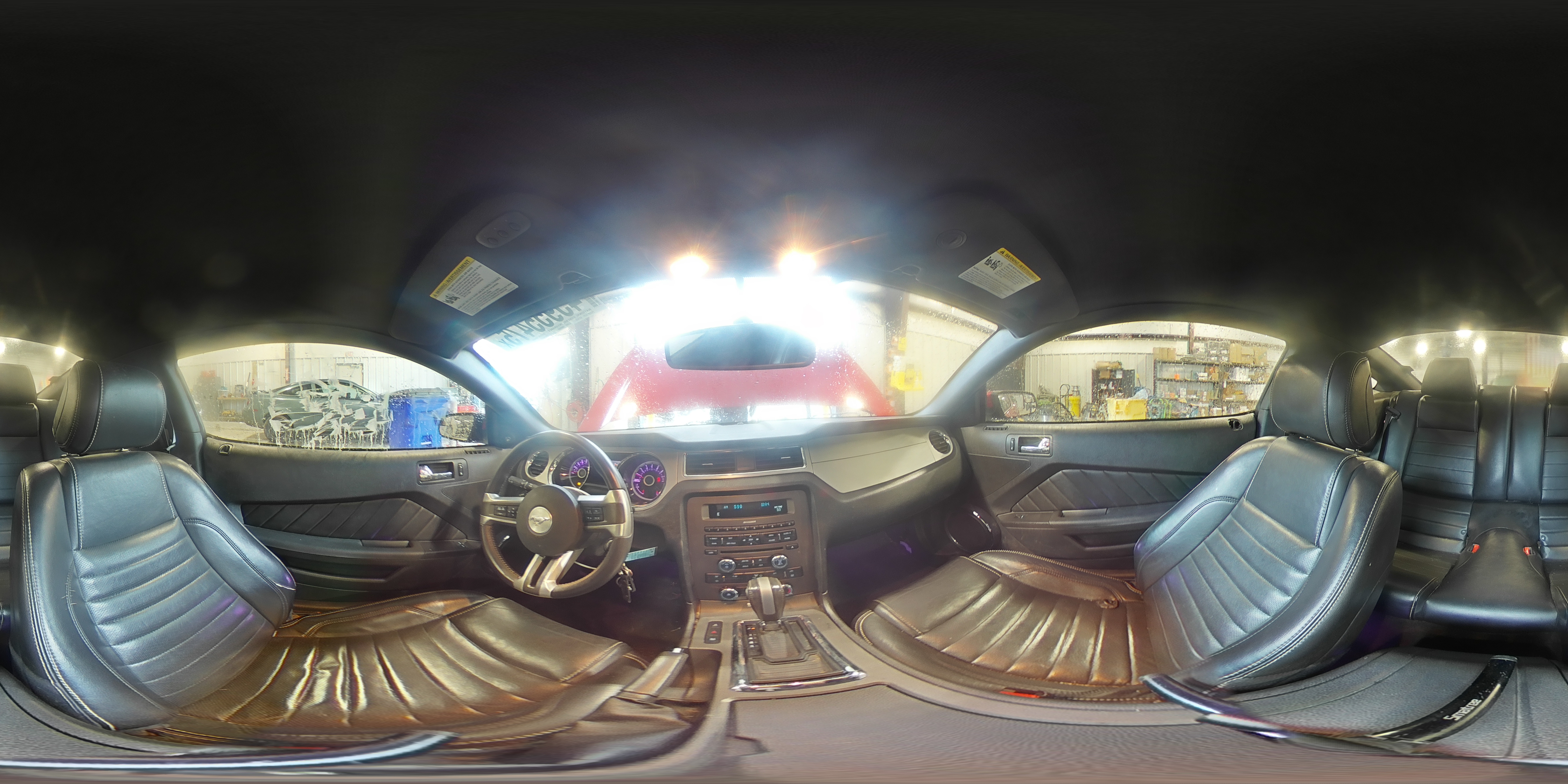 2013 Ford Mustang - Image 12