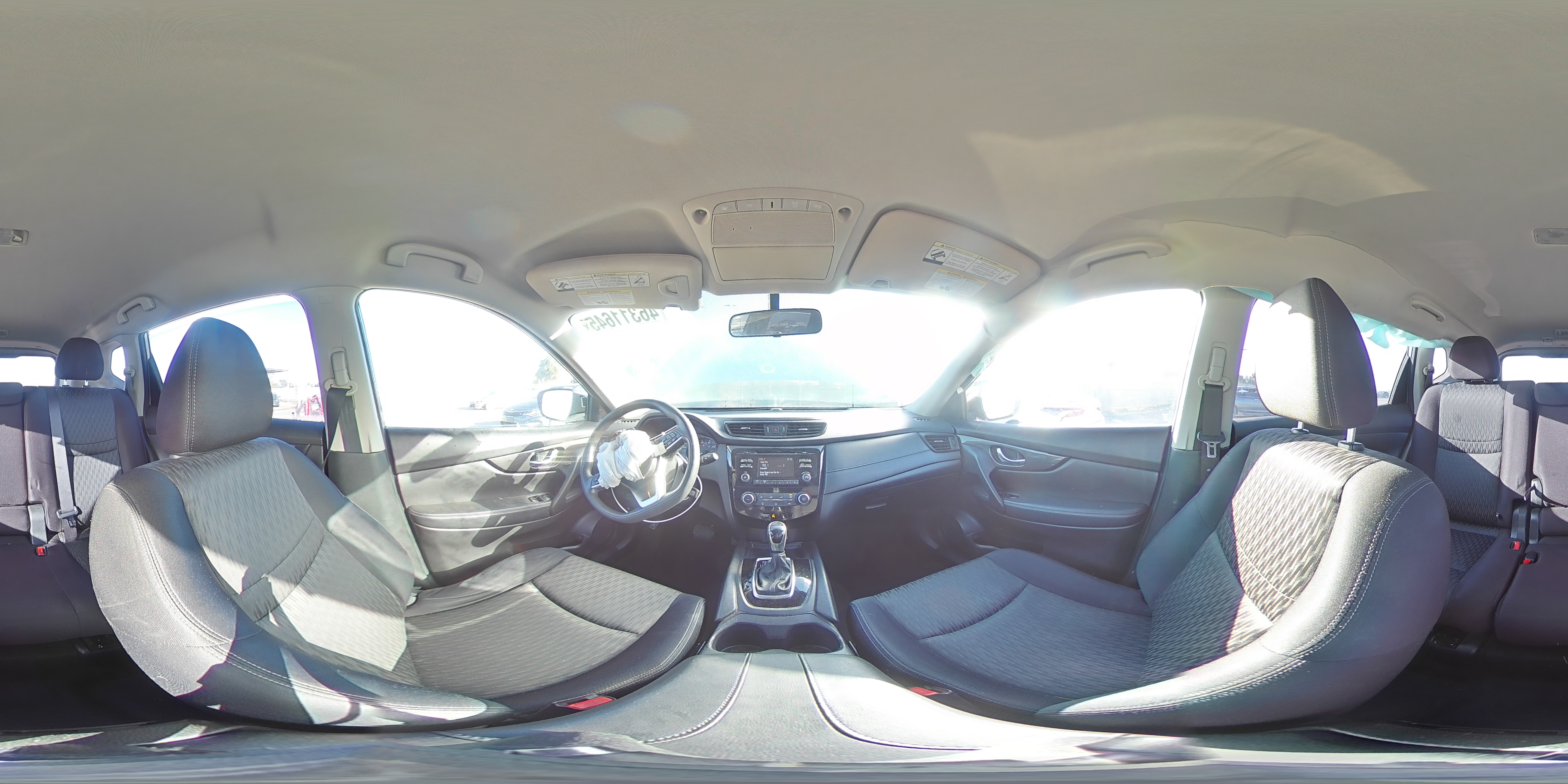 2017 Nissan Rogue - Image 13