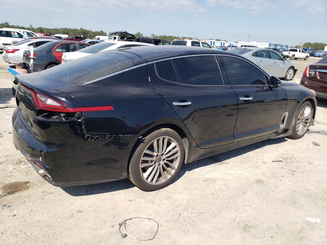 2018 Kia Stinger - Image 3