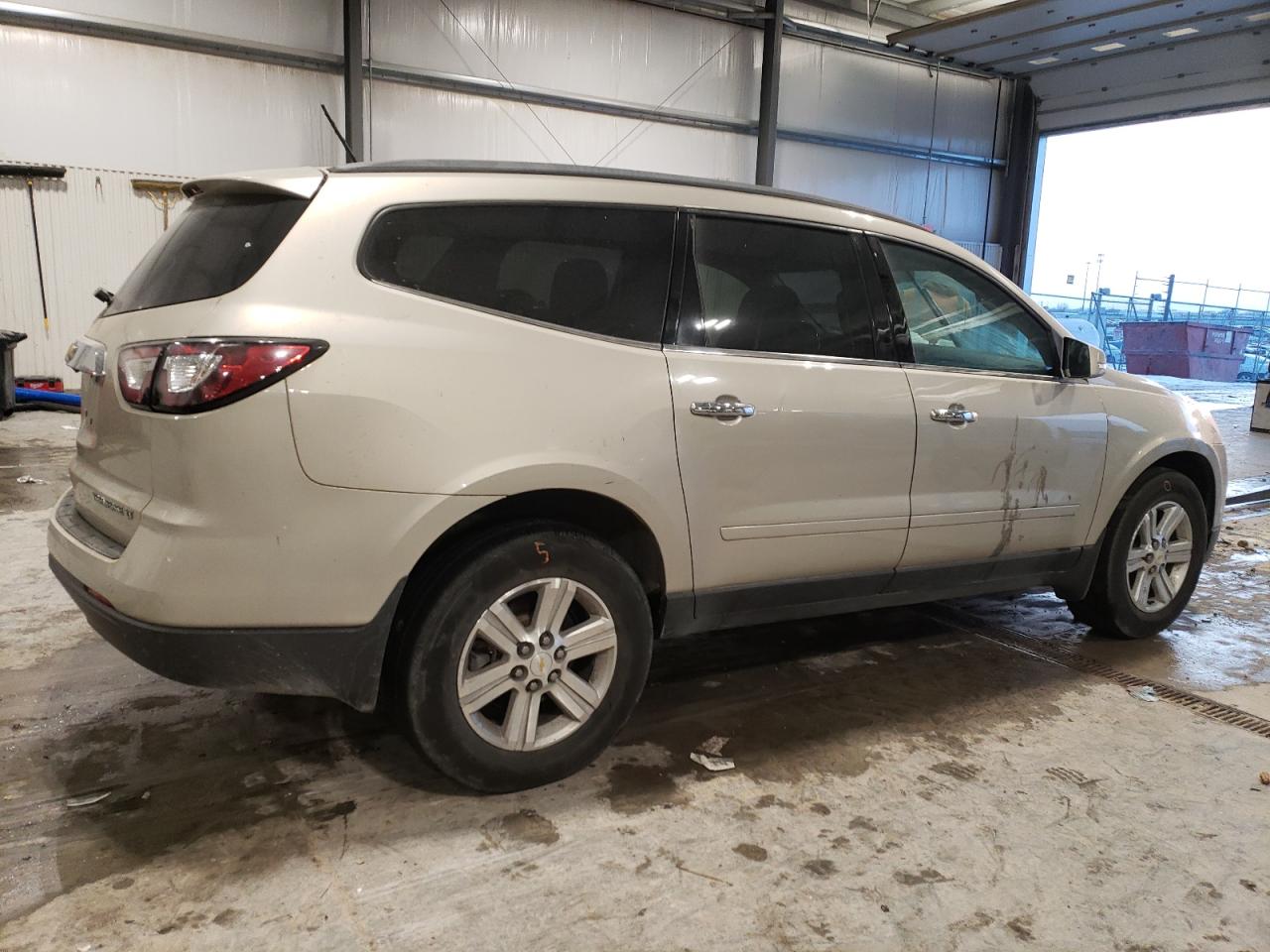2013 Chevrolet Traverse - Image 3