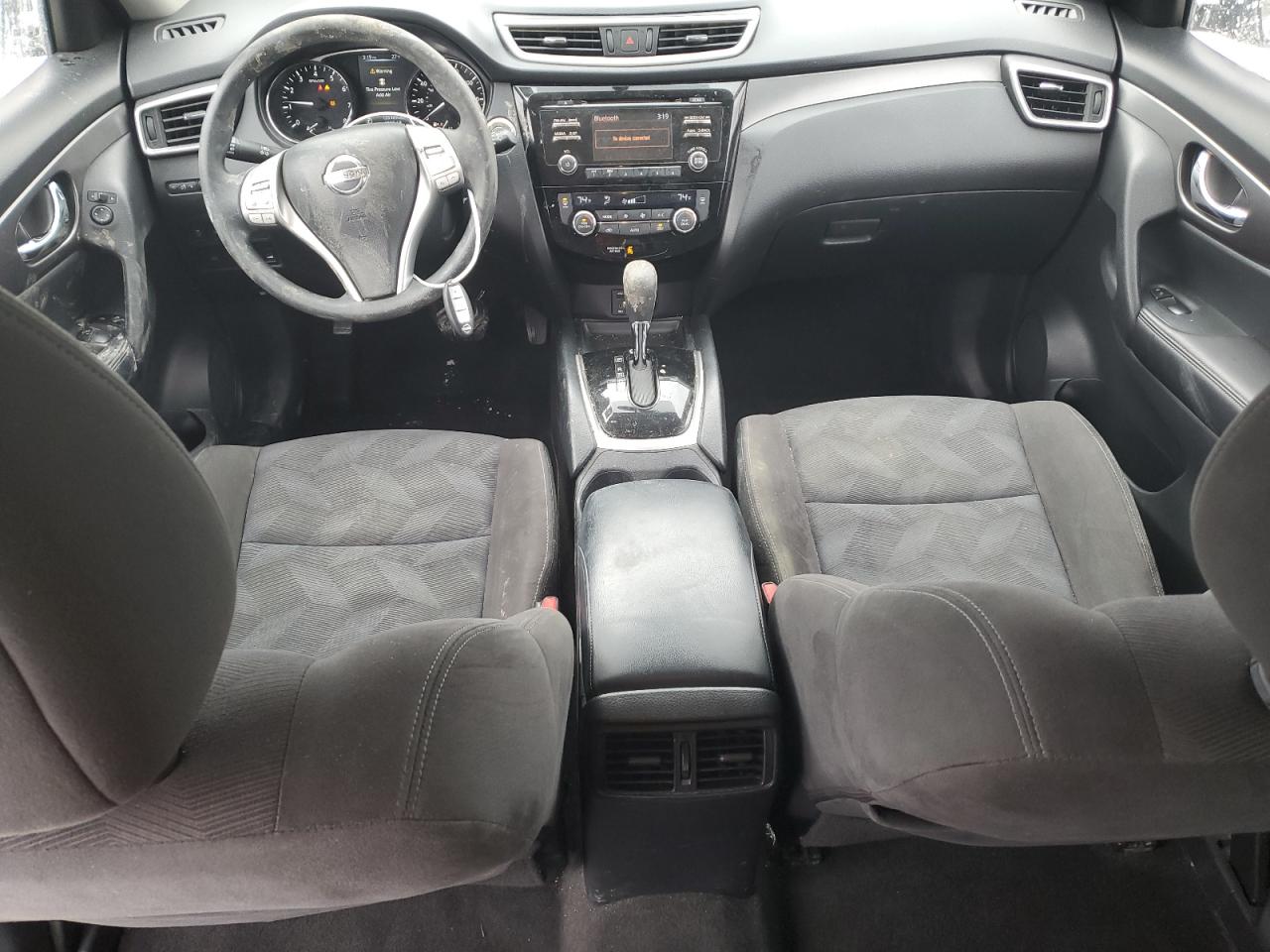 2015 Nissan Rogue - Image 8