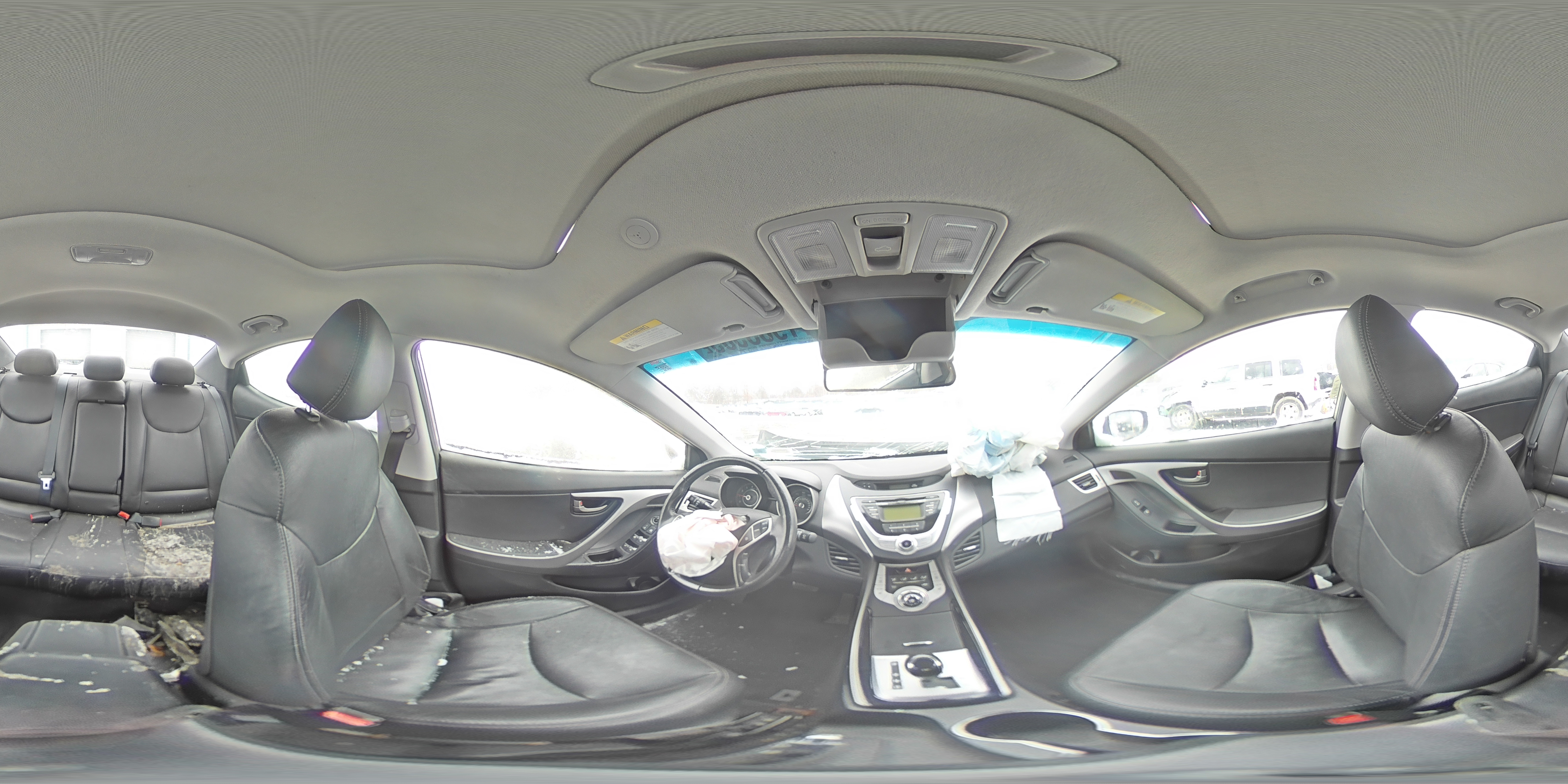 2012 Hyundai Elantra - Image 12