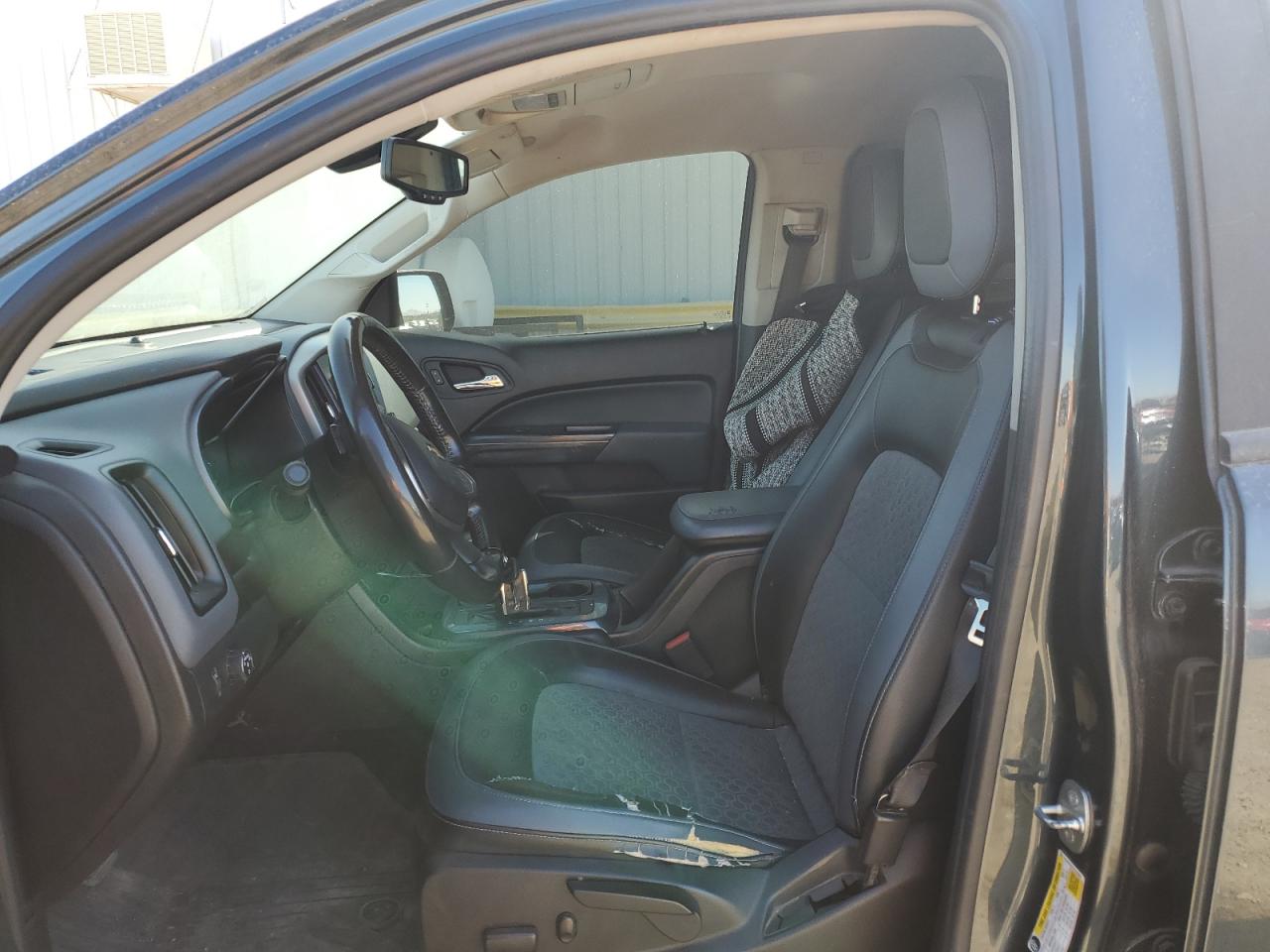 2017 Chevrolet Colorado - Image 7