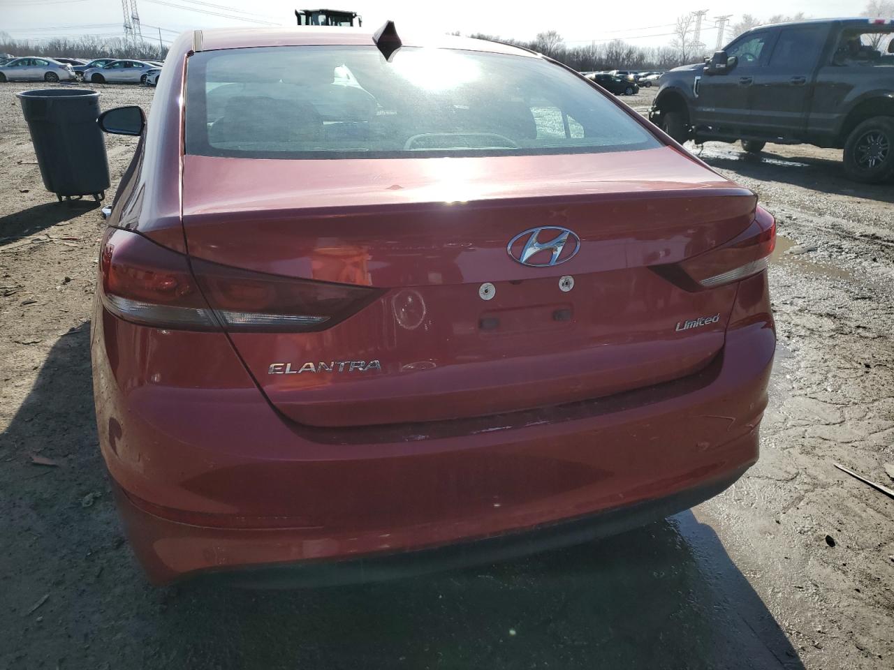2017 Hyundai Elantra - Image 6