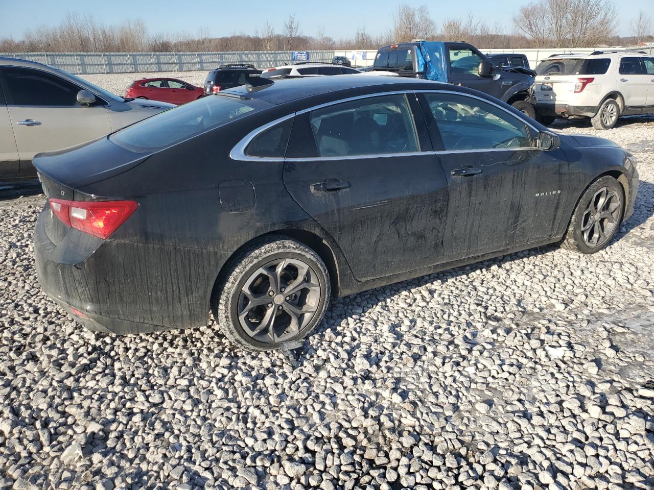 2023 Chevrolet Malibu - Image 3