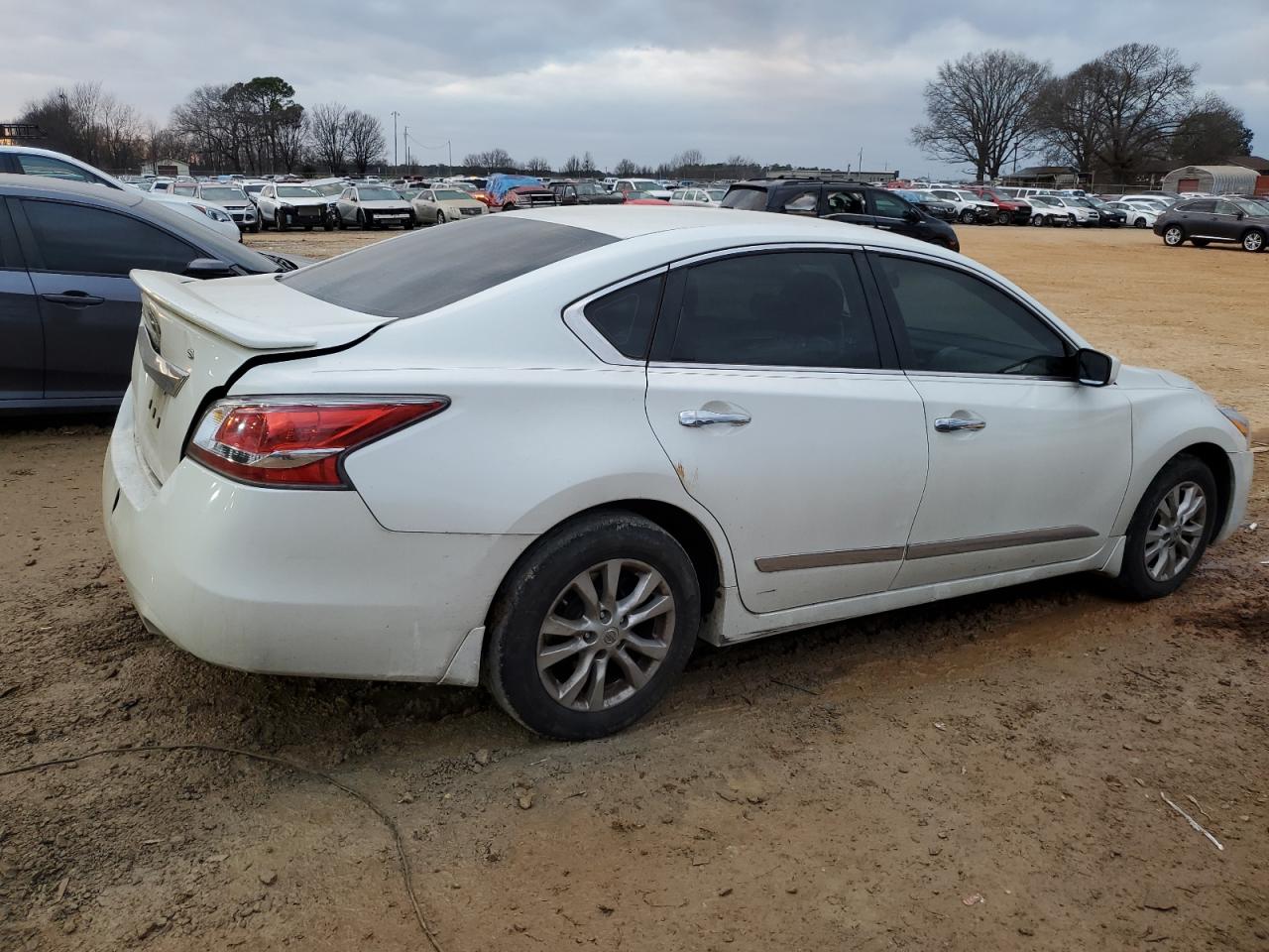 2015 Nissan Altima - Image 3