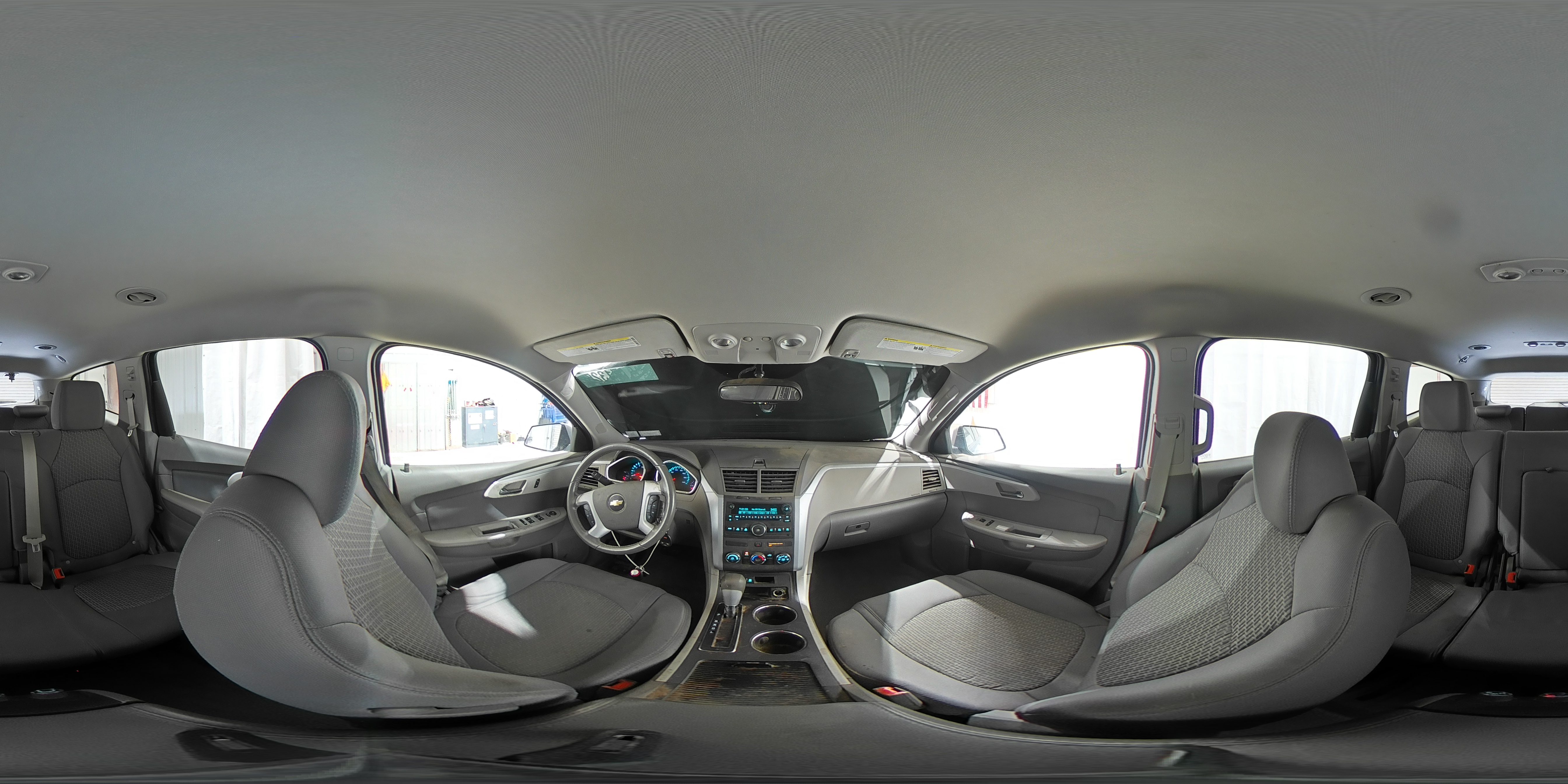 2012 Chevrolet Traverse - Image 16