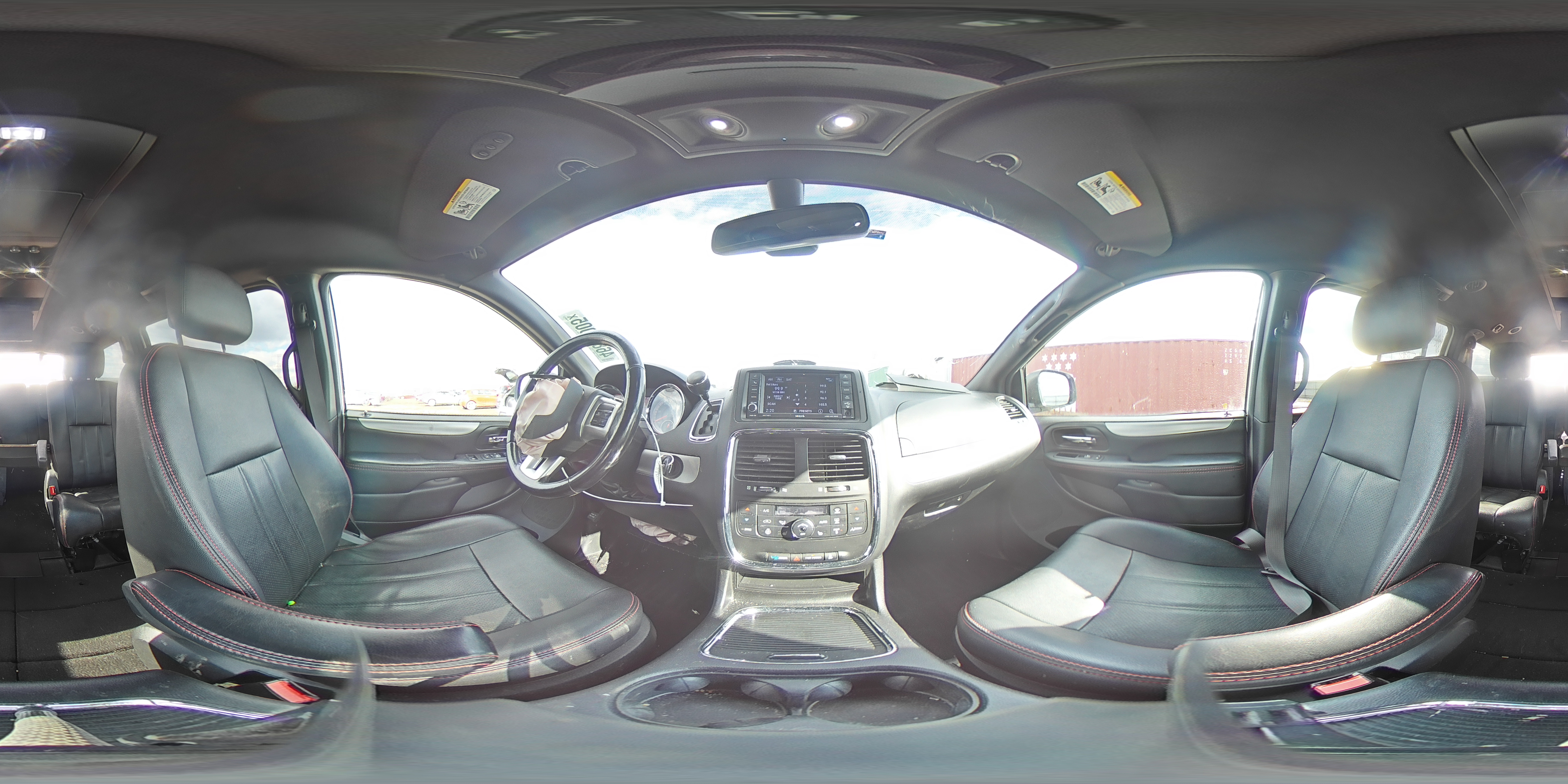 2019 Dodge Caravan - Image 14