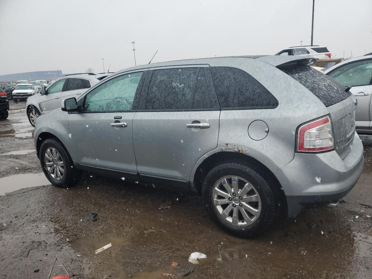 2007 Ford Edge - Image 2