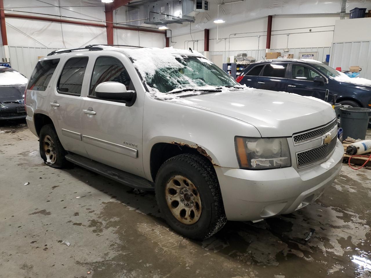 2010 Chevrolet Tahoe - Image 4