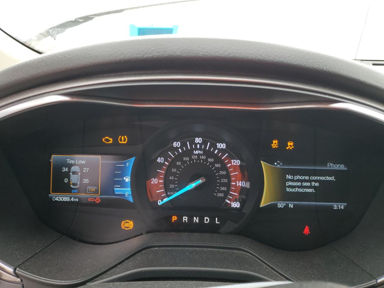 2020 Ford Fusion - Image 9