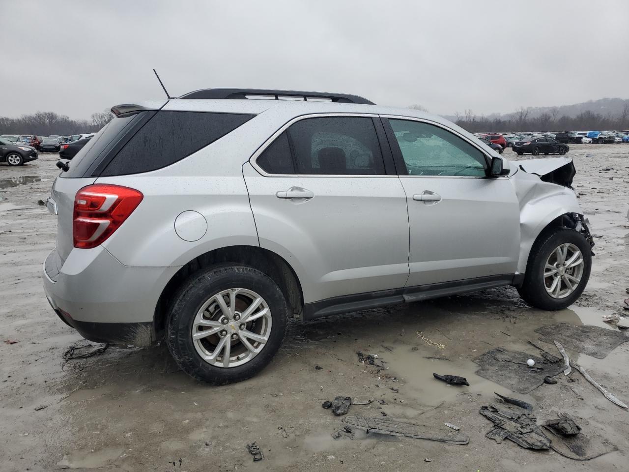 2017 Chevrolet Equinox - Image 3
