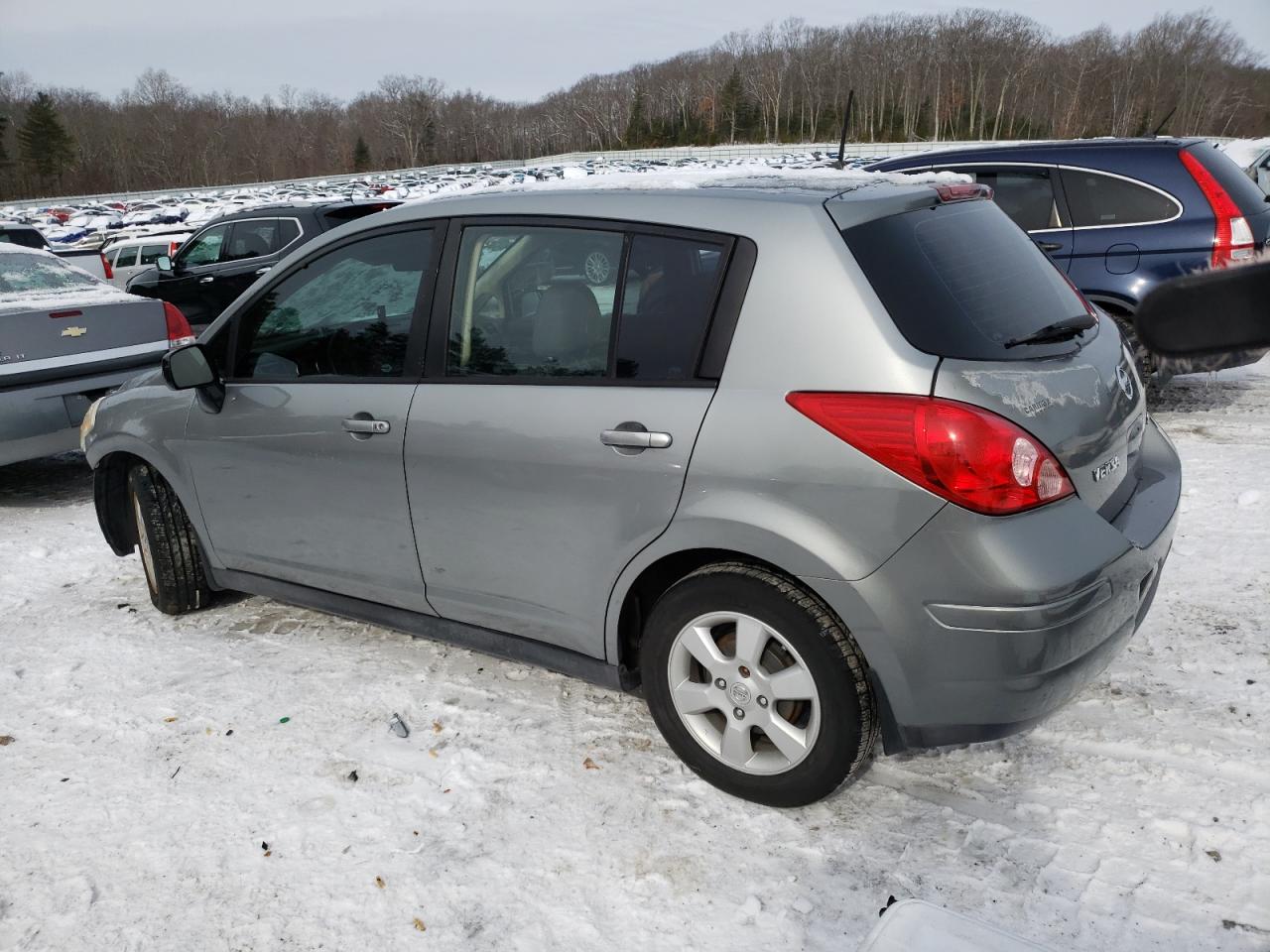 2008 Nissan Versa - Image 2