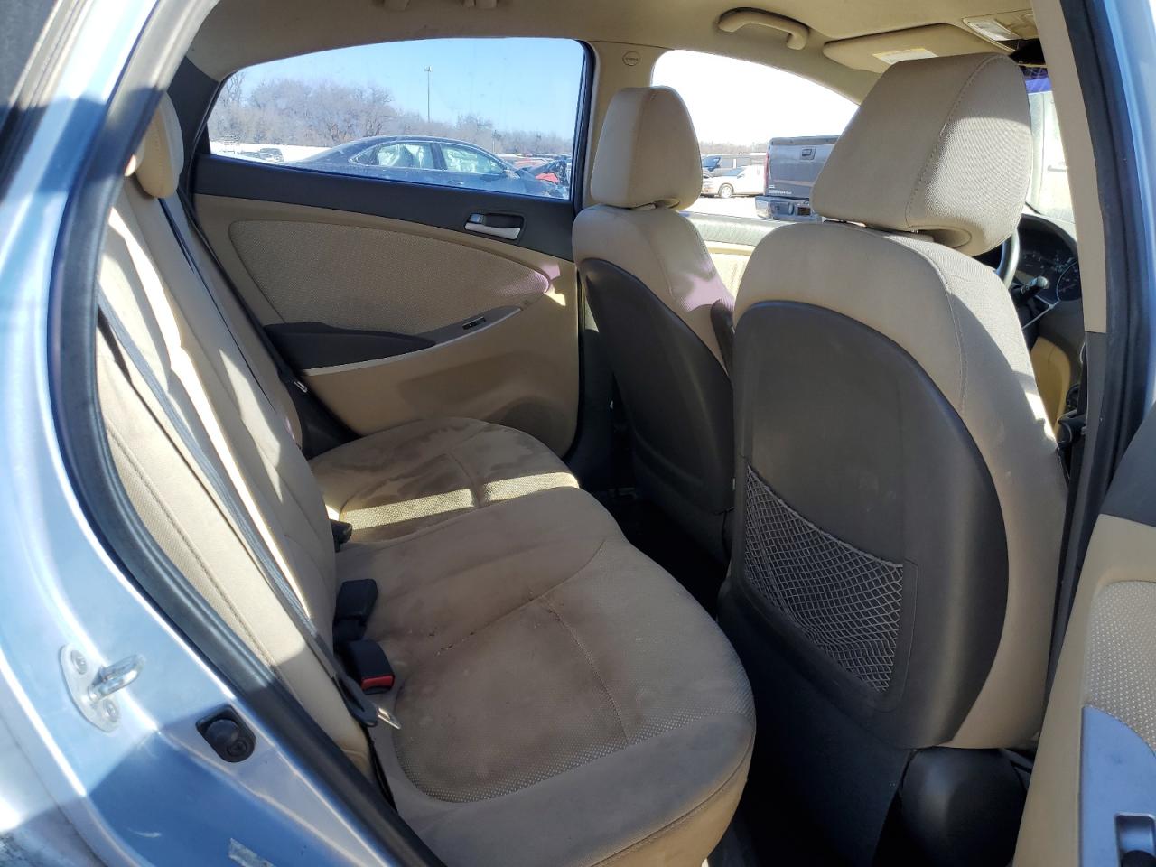 2013 Hyundai Accent - Image 11