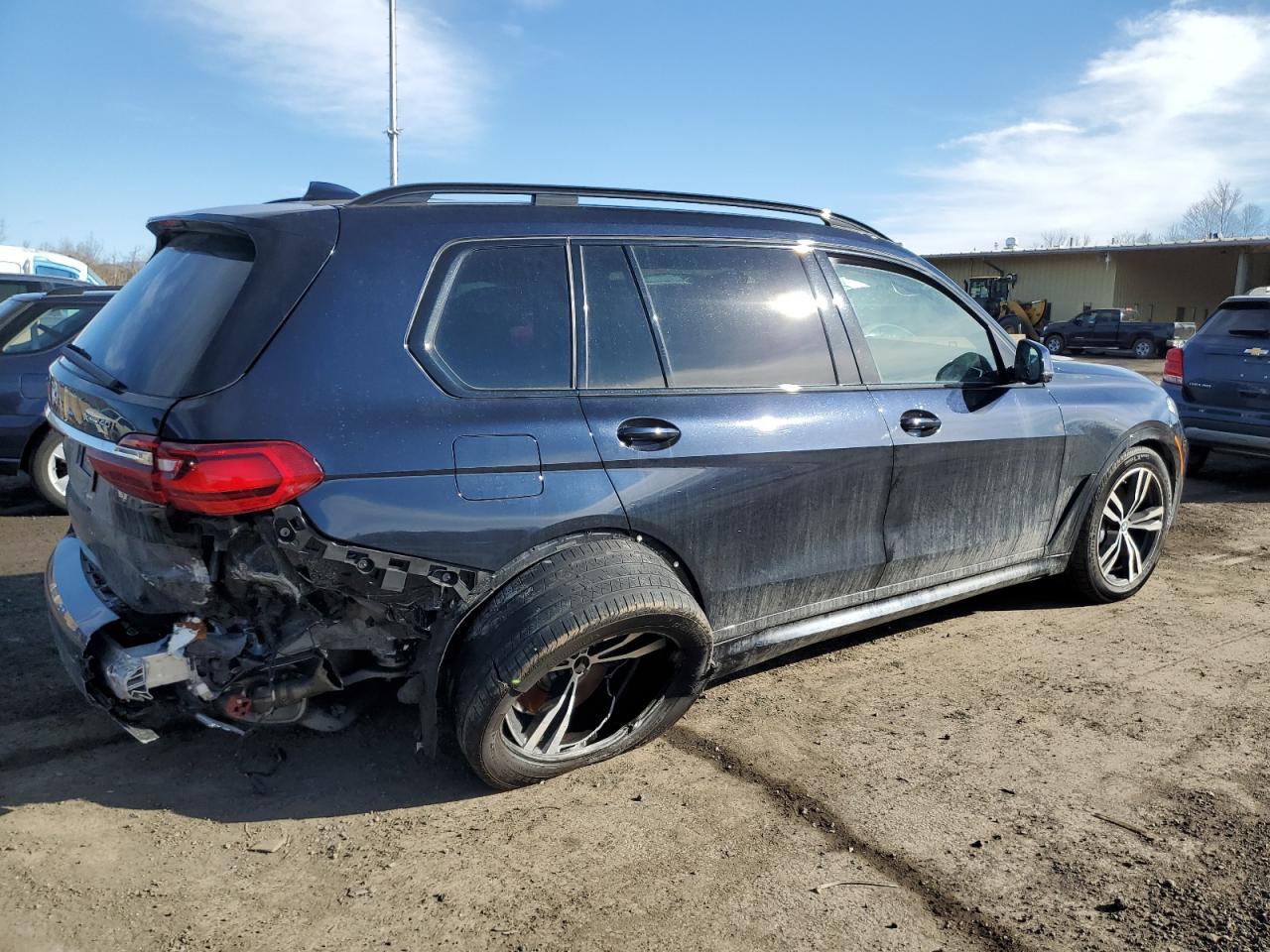 2022 BMW X7 - Image 3