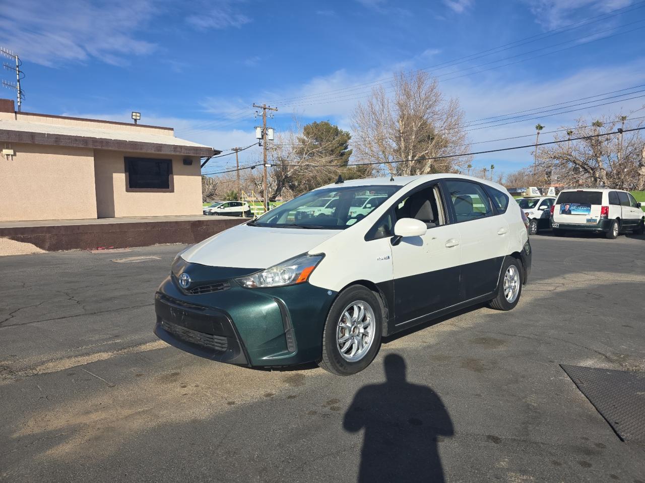 2015 Toyota Prius - Image 2