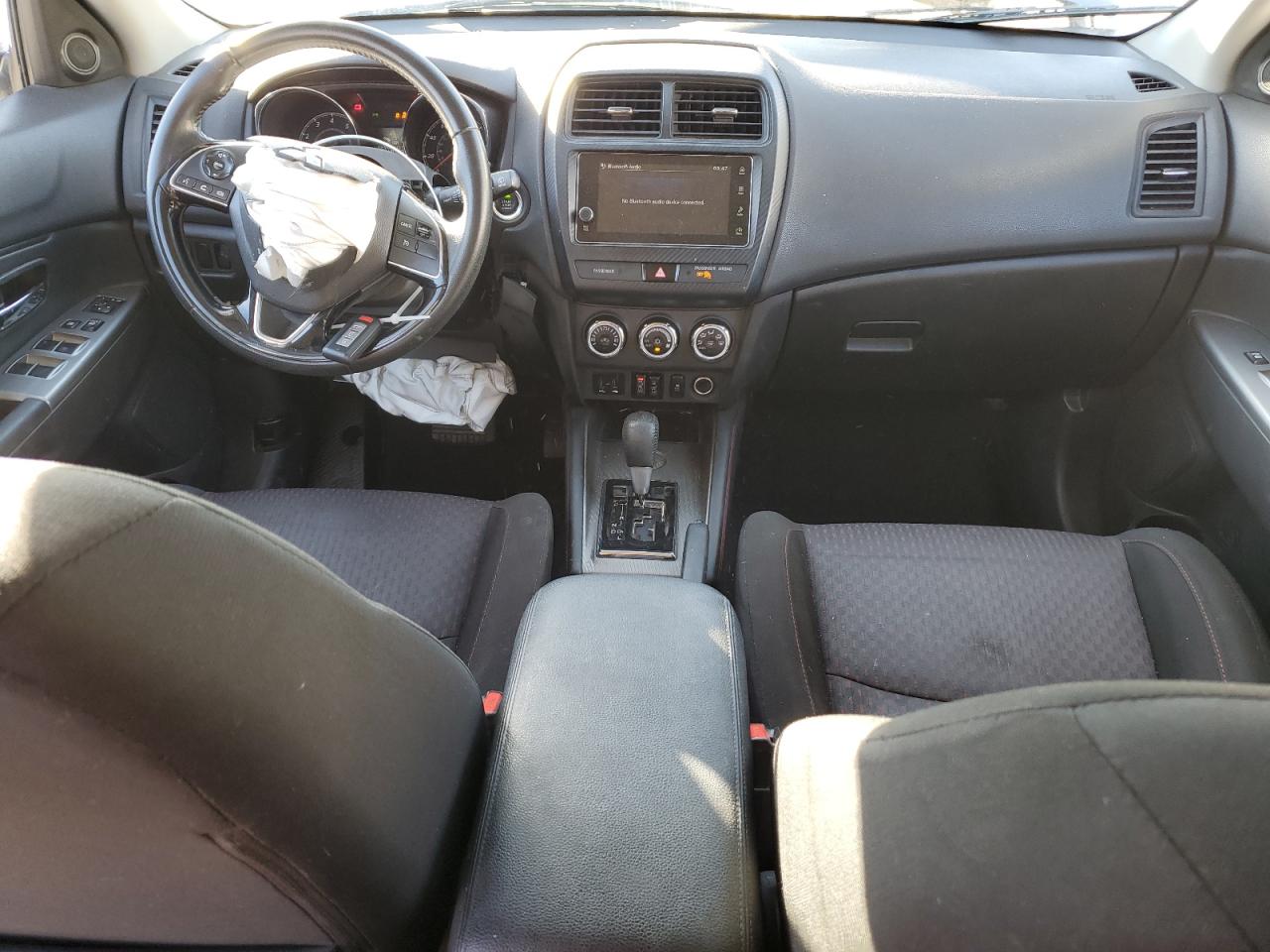 2019 Mitsubishi Outlander - Image 8