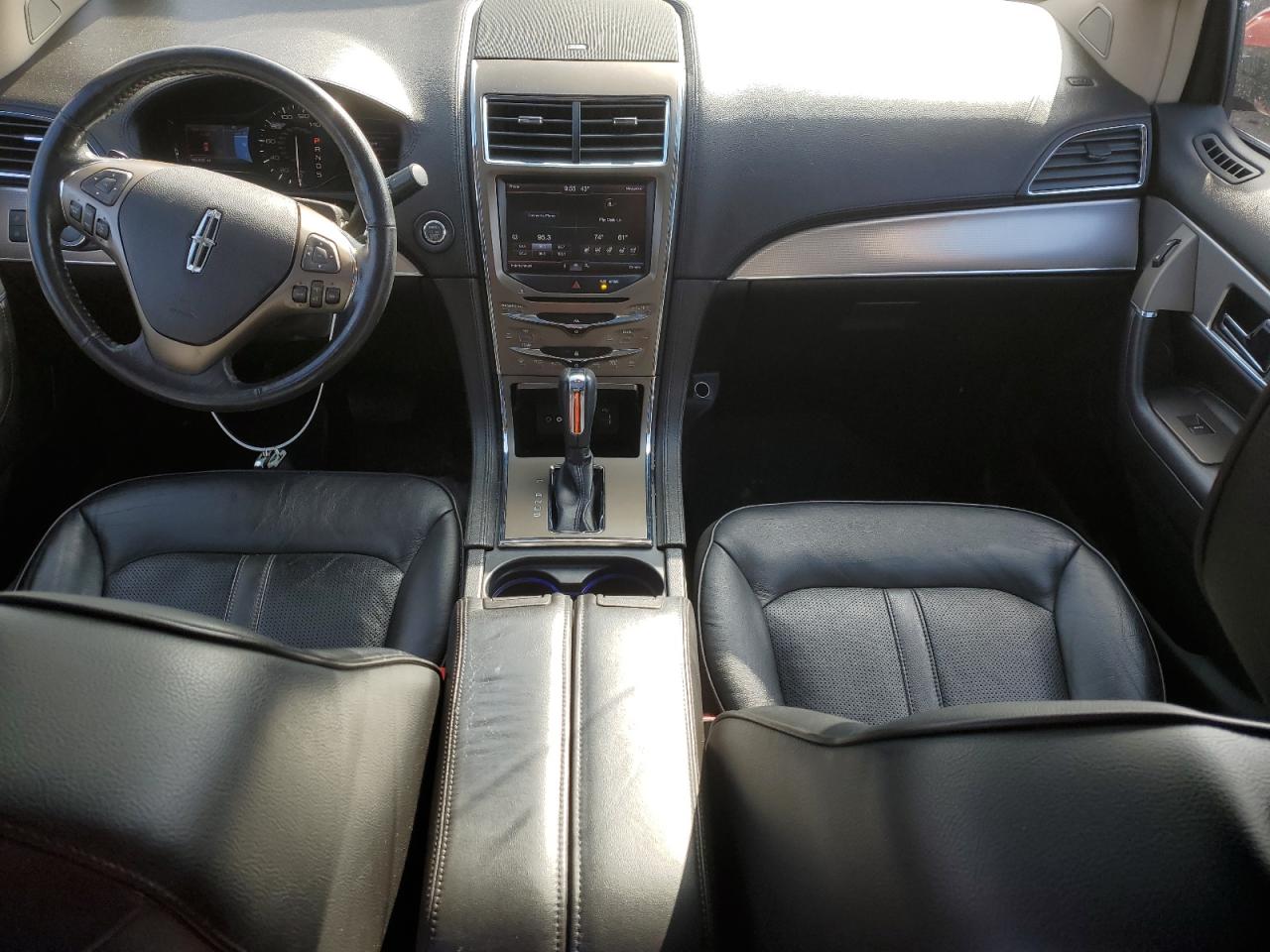 2013 Lincoln MKX - Image 8