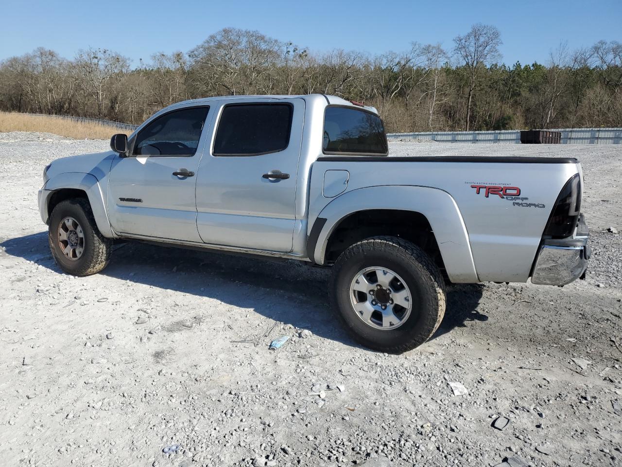 2006 Toyota Tacoma - Image 2