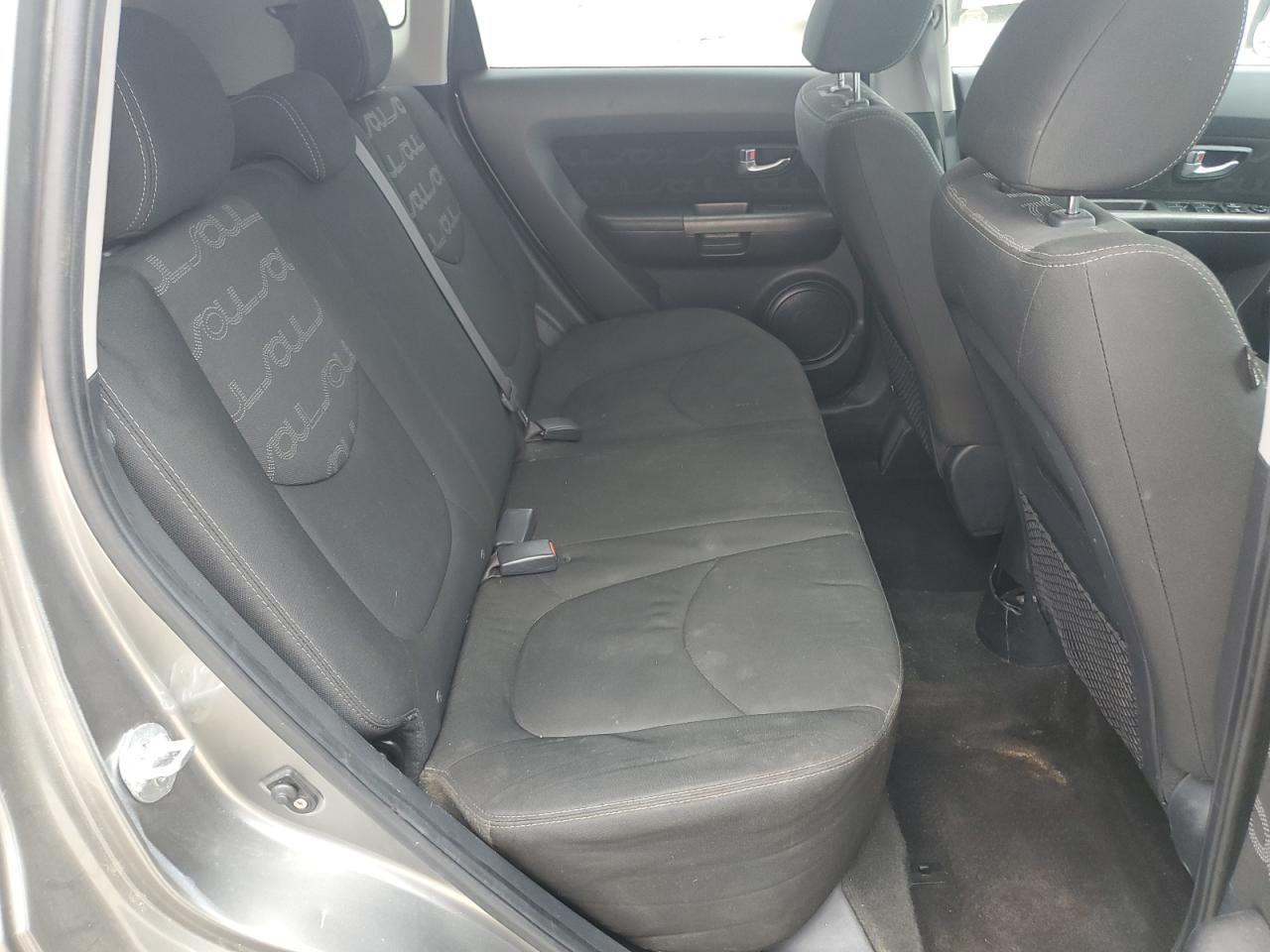 2013 Kia Soul - Image 12