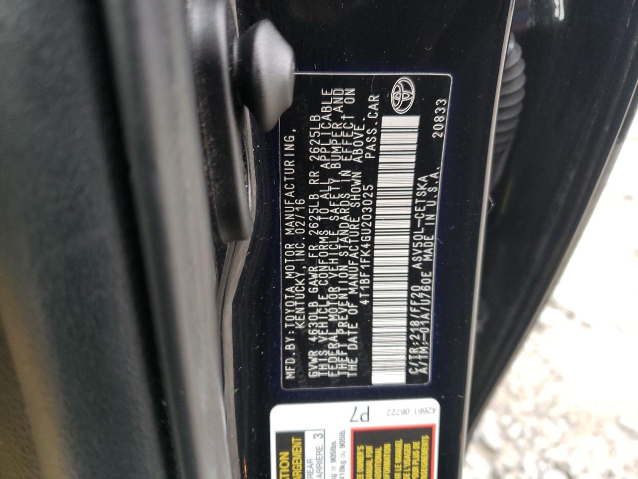 2016 Toyota Camry - Image 13