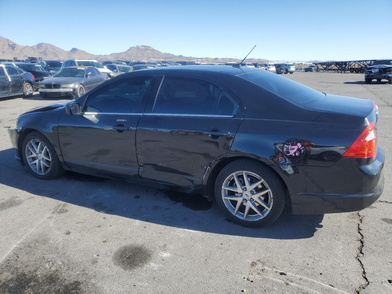 2011 Ford Fusion - Image 2