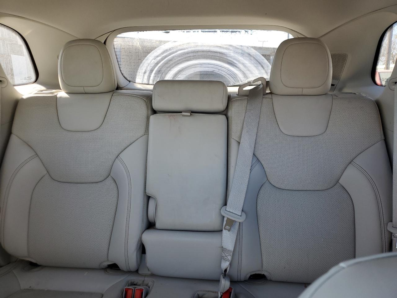 2020 Jeep Grand Cherokee - Image 10