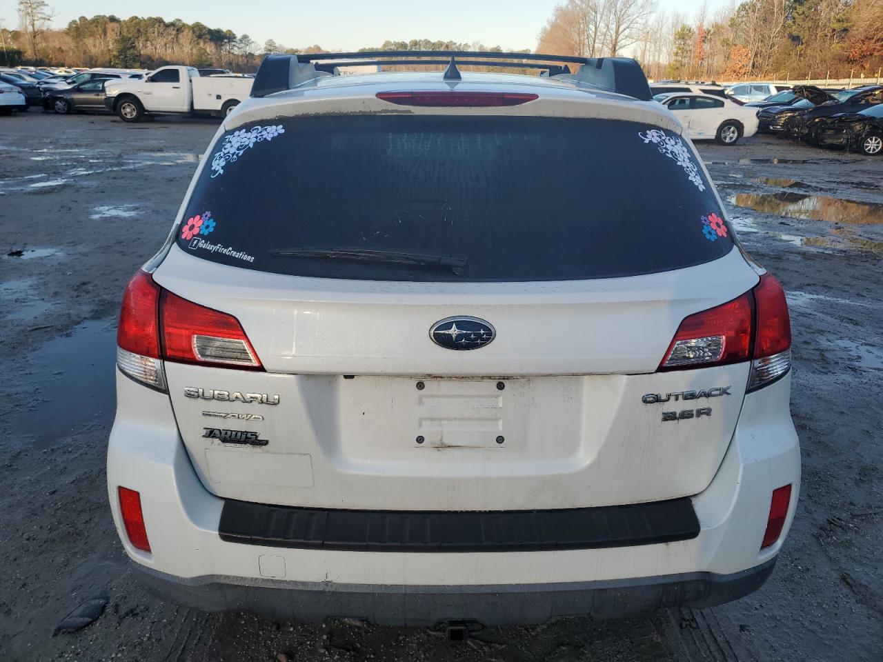 2013 Subaru Outback - Image 6