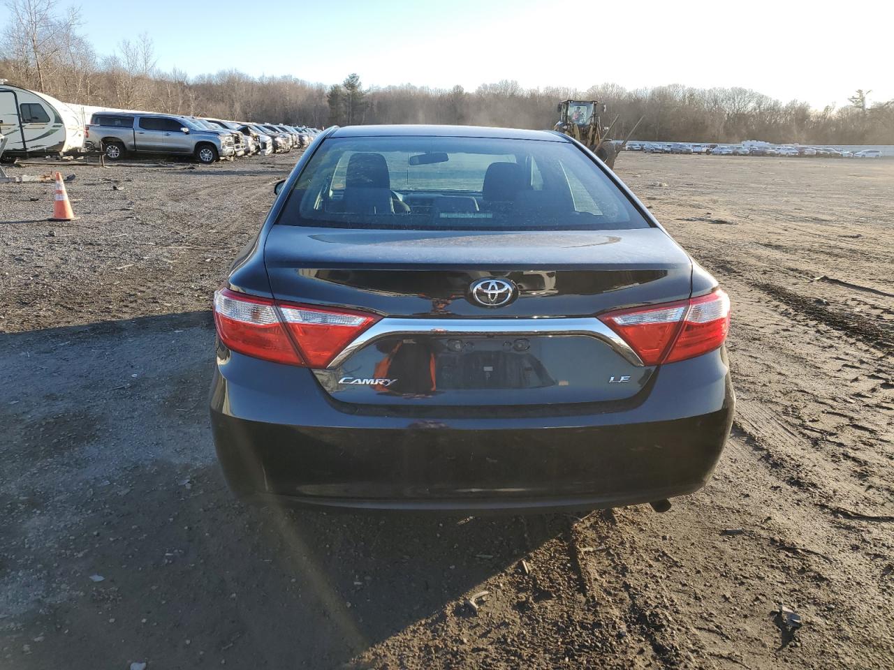 2015 Toyota Camry - Image 6