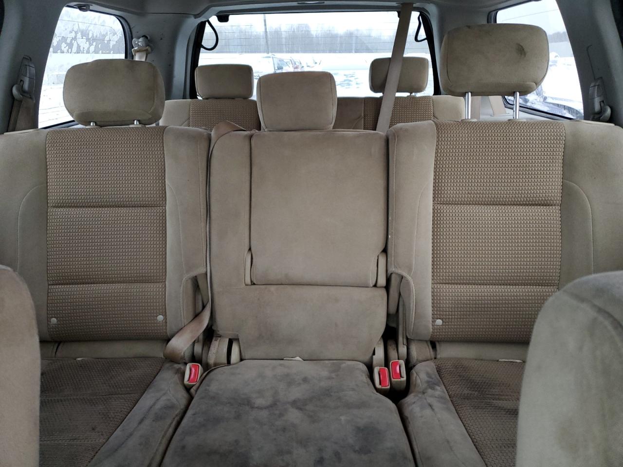 2010 Nissan Armada - Image 10