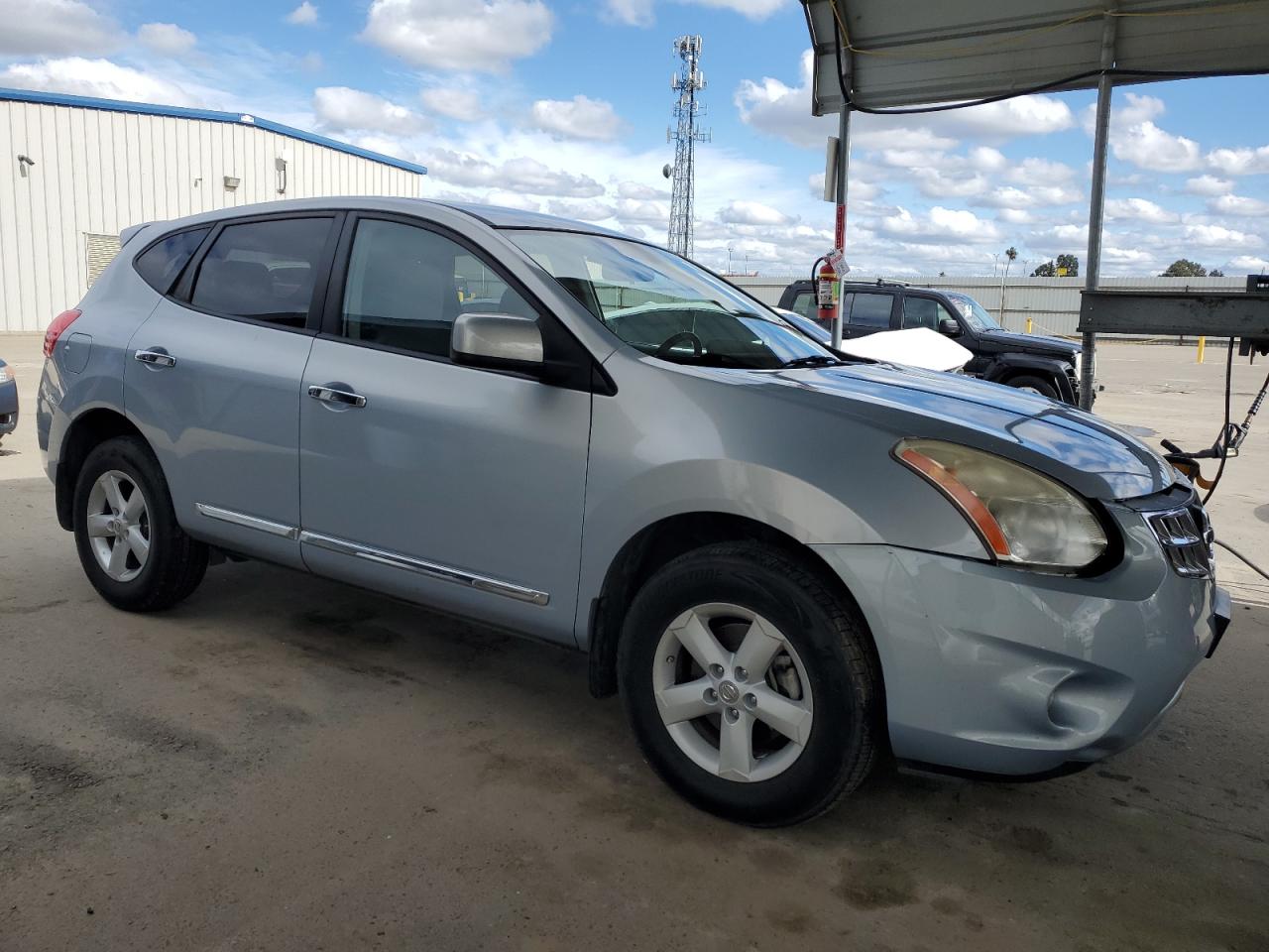 2013 Nissan Rogue - Image 4