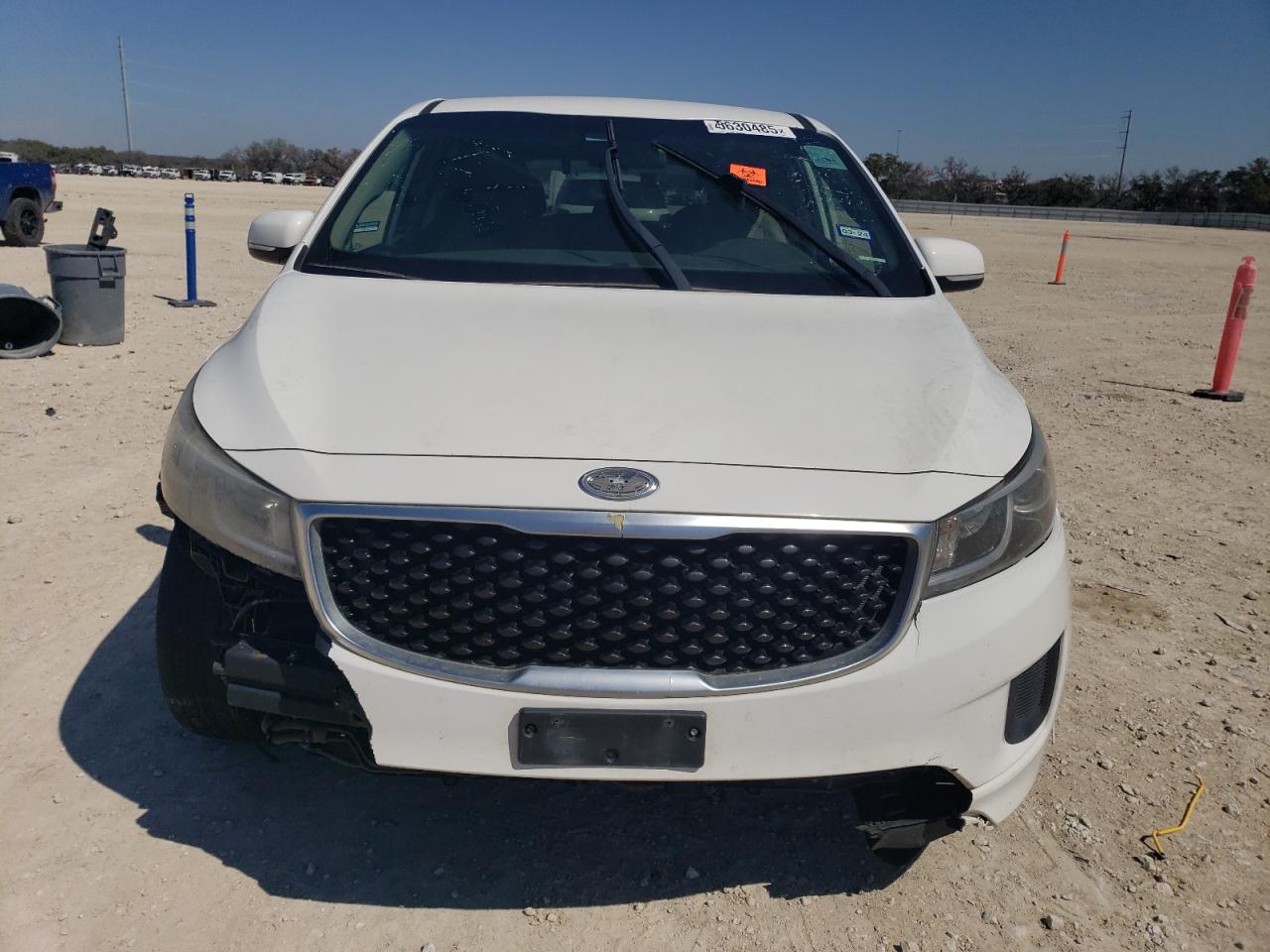2017 Kia Sedona - Image 5