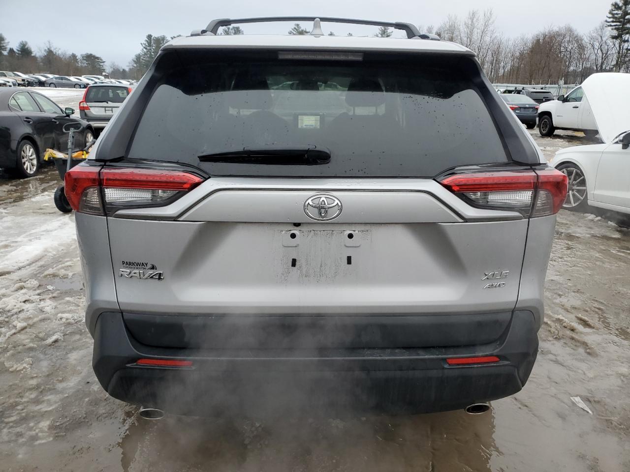 2024 Toyota RAV 4 - Image 6