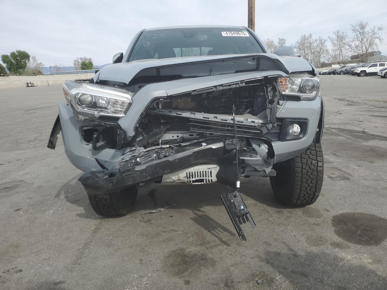 2019 Toyota Tacoma - Image 5