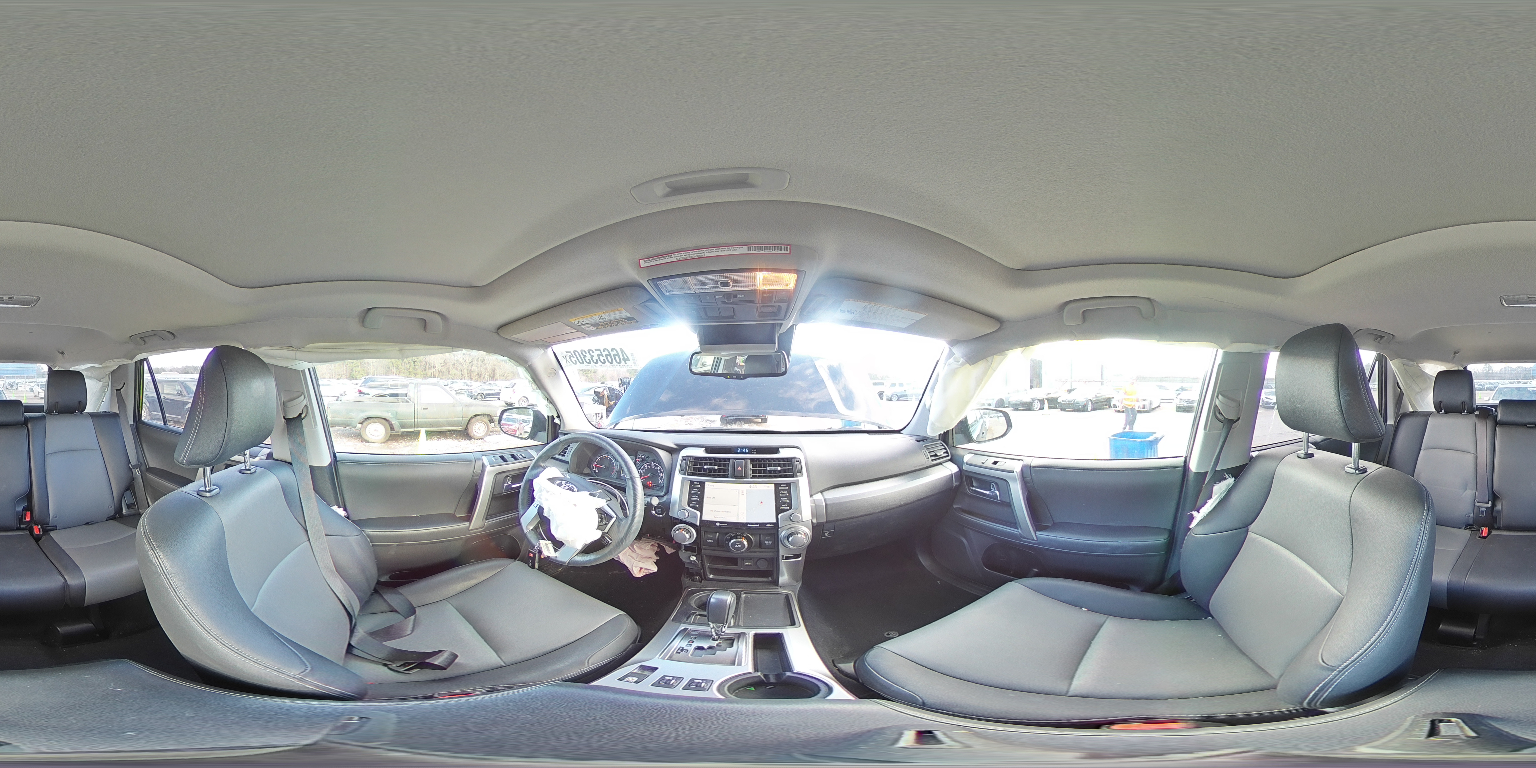 2020 Toyota 4Runner - Image 13
